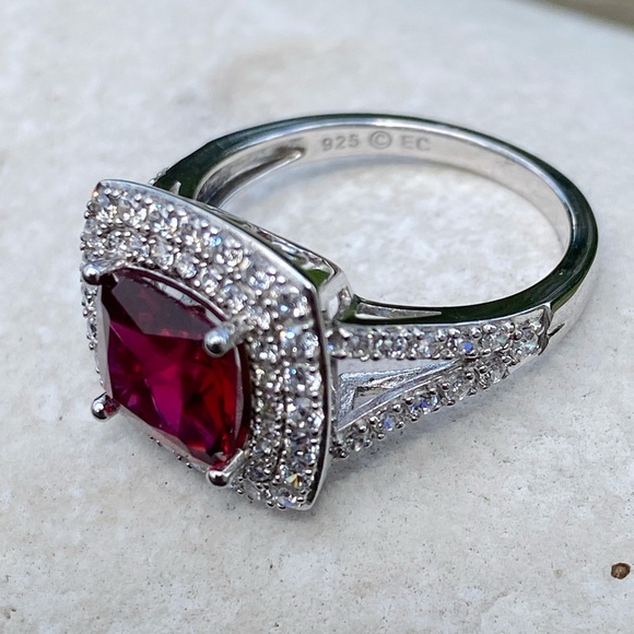Simulated Ruby ring .925 Sterling Silver 10 mm Ruby surrounded 2 layers CZ sz 7 - Picture 13 of 16